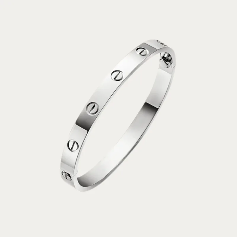 Love armband