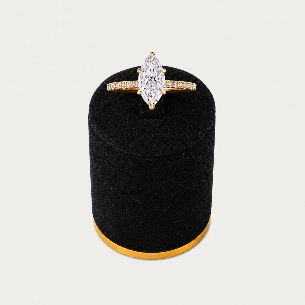 Ava ring