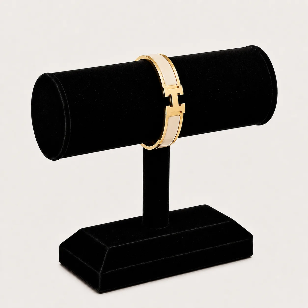 H armband