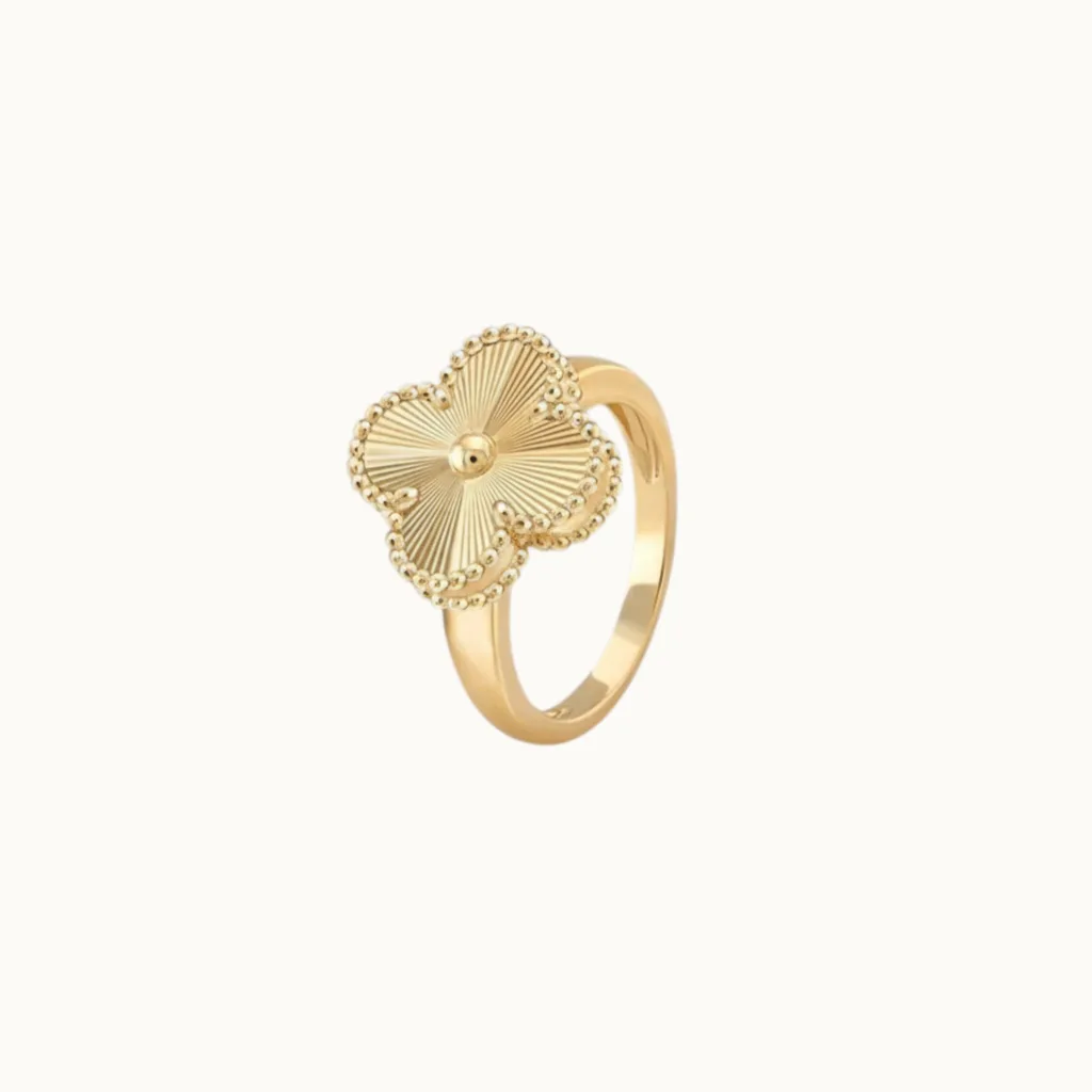 Klöver ring