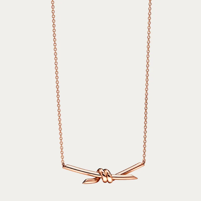 Knot halsband